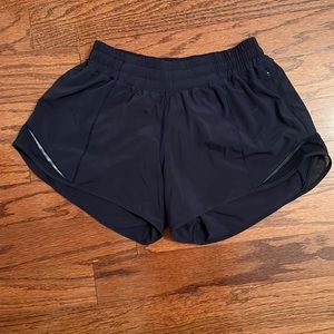 lululemon- hotty hots 4”